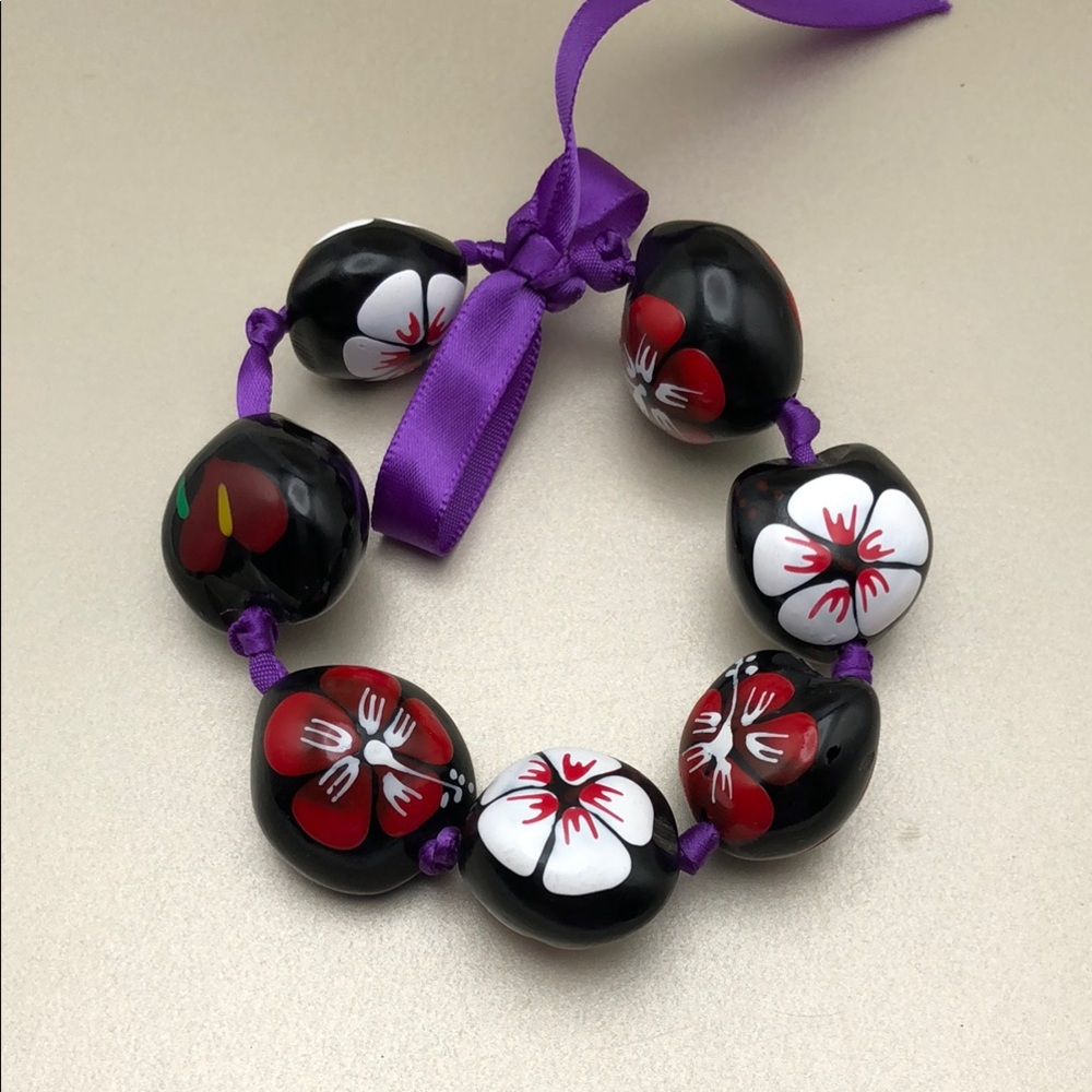 Hawaiian Black Kukui Nut Bracelet Adjustable Painted Floral with Purple Ribbon